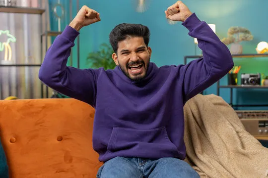 极速飞艇 联系我们